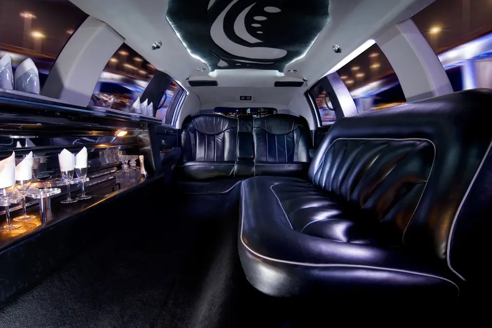 Deluxe time with Mississauga Limo Service
