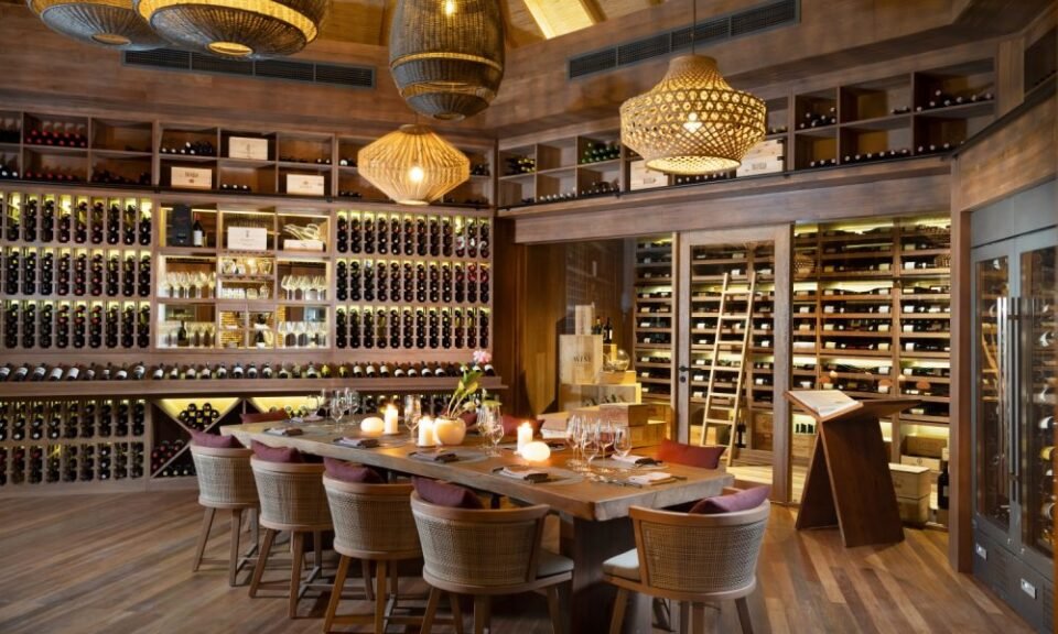 Why Should One Visiter the Ottawa Wine Cellar Restaurant