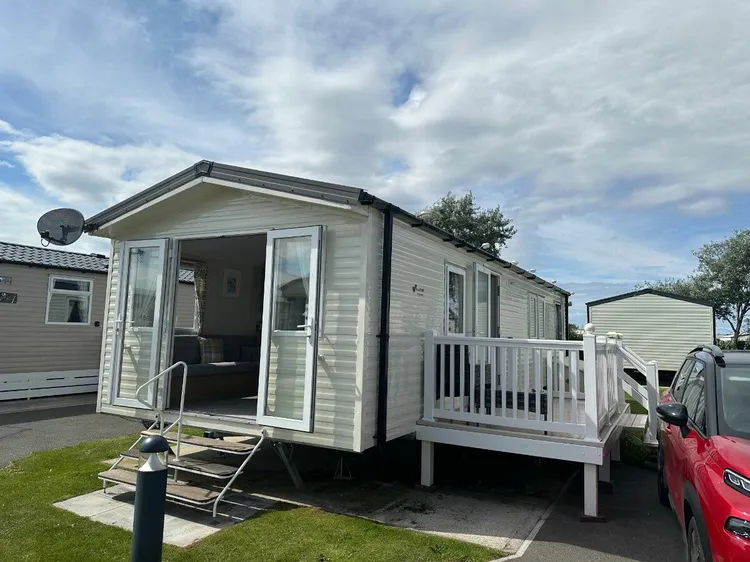 Caravan Parks Snowdonia: Buy a Holiday Home for Family Time or 11-Months-a-Year Living